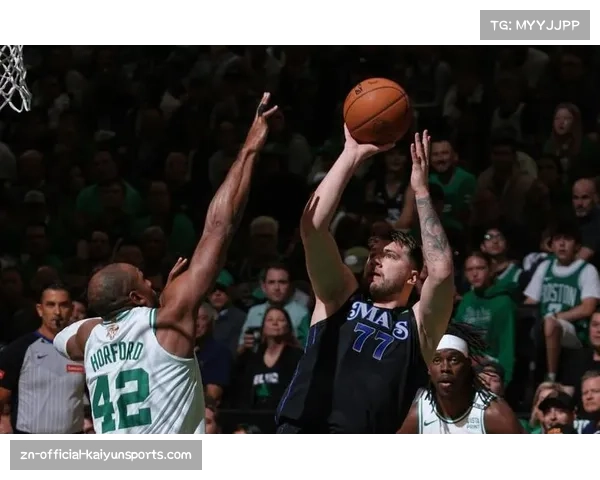 战术复盘:国王如何利用无限换防策略限制东契奇的进攻发起